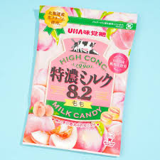 UHA Tokuno 8.2 Peach Flavor Milk Candy 70g